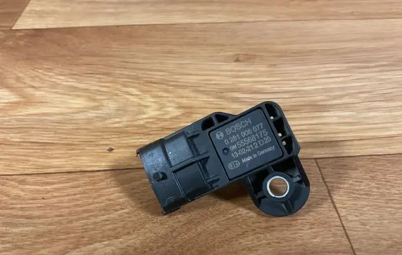 Opel Insignia A Air pressure sensor 55568175 0281006077 130221202