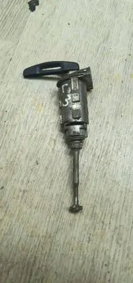 Renault Laguna III Front door lock (next to the handle) 501992