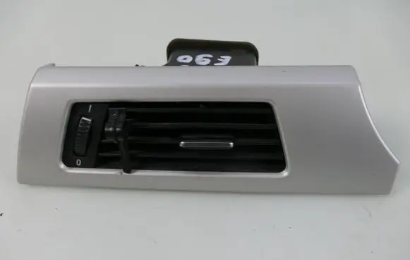 BMW 3 E90 E91 Dash center air vent grill 9130459