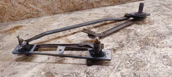 Mercedes-Benz SL R107 Front wiper linkage 