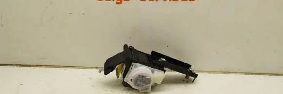 Subaru Forester SJ Middle seatbelt (rear) C71835 N1897