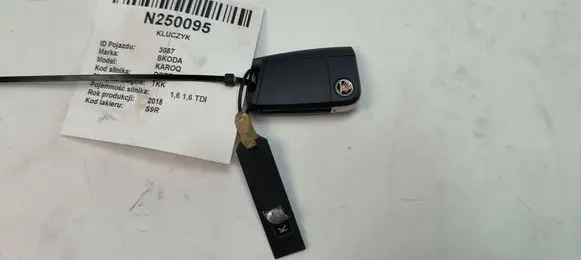 Skoda Karoq Ignition key/card 