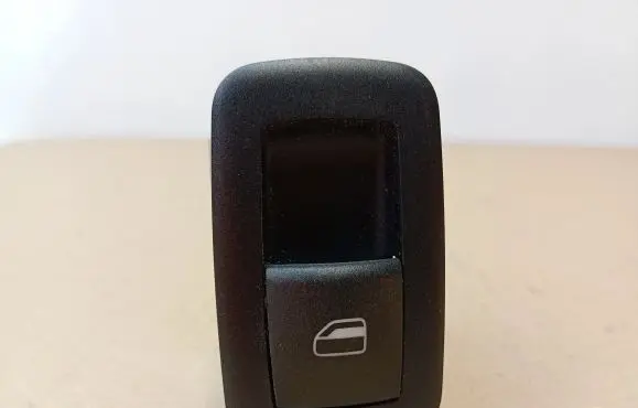 Jeep Grand Cherokee Electric window control switch 68085690AC