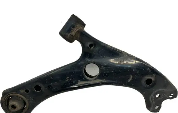 Toyota Prius (XW50) Front control arm