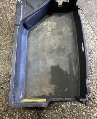 Toyota Prius (XW30) Glove box in trunk 