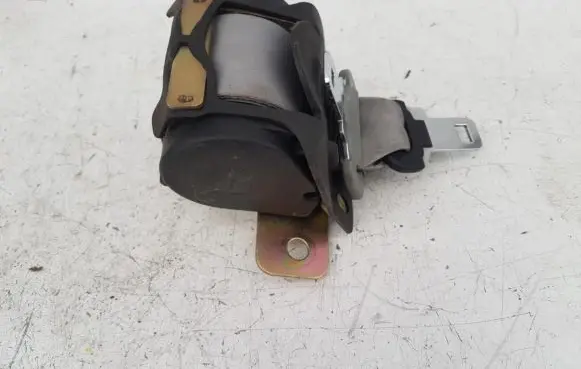 Renault Scenic RX Middle seatbelt (rear) 