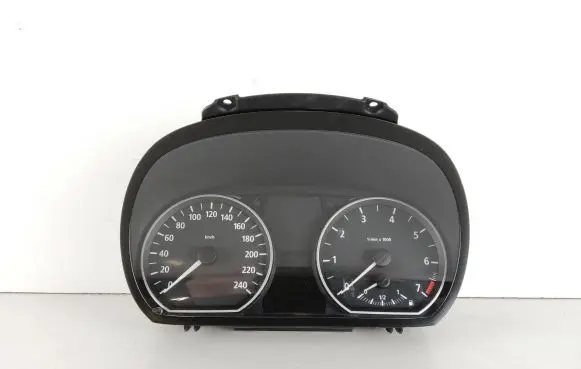 BMW 1 E81 E87 Speedometer (instrument cluster) 6961473 102493221 6947136