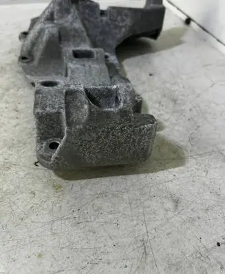 BMW 2 F45 Generator/alternator bracket 8620708 18574710HU
