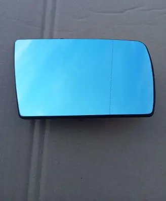 Mercedes-Benz C W202 Wing mirror glass 2028100821