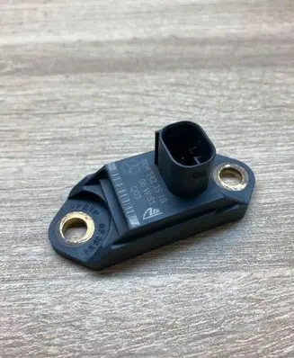 Mercedes-Benz E W211 Airbag deployment crash/impact sensor 0045423518