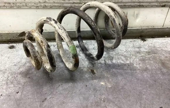 Opel Astra H Rear coil spring