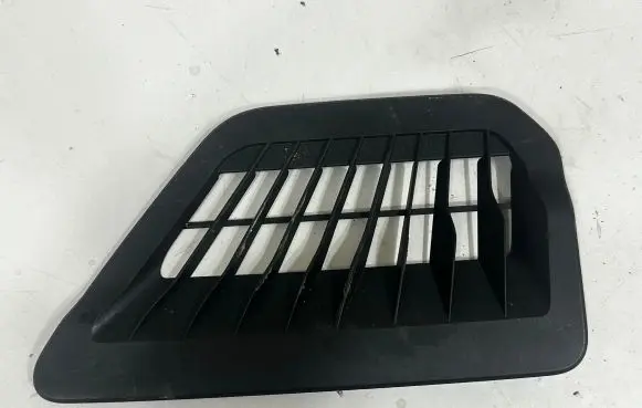 BMW 7 G11 G12 Rear air vent grill 7343495 7390747