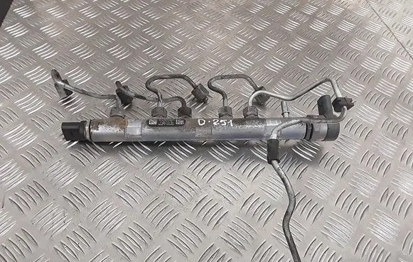 BMW 1 E81 E87 Fuel main line pipe 780912702 0445214182