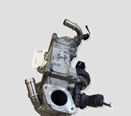 Jaguar F-Pace EGR valve G4D39F464CB