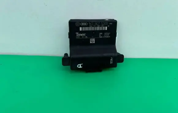 Volkswagen Golf V Gateway control module 1K0907530D