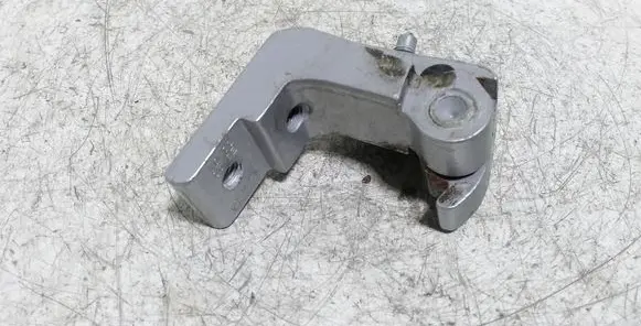 Audi A6 S6 C6 4F Rear door upper hinge 4F0833402