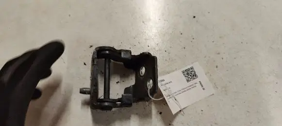 Citroen C5 Rear door lower hinge
