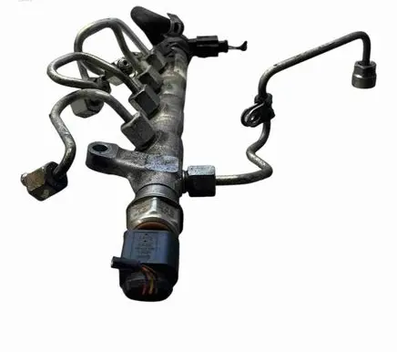 Audi A4 S4 B8 8K Fuel line pipe 03L130089Q