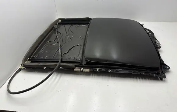 BMW X6 F16 Sunroof set 8061395