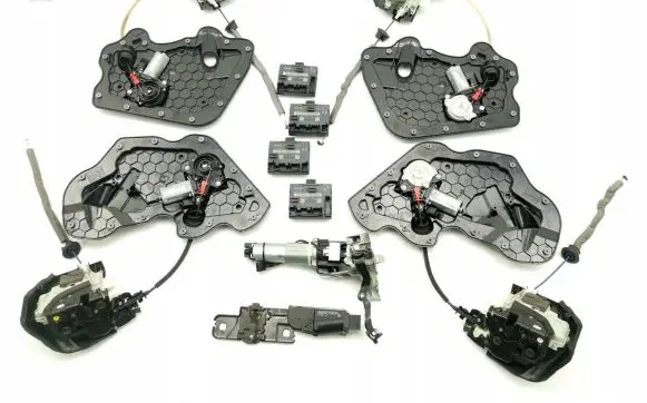 Audi A8 S8 D4 4H Front door