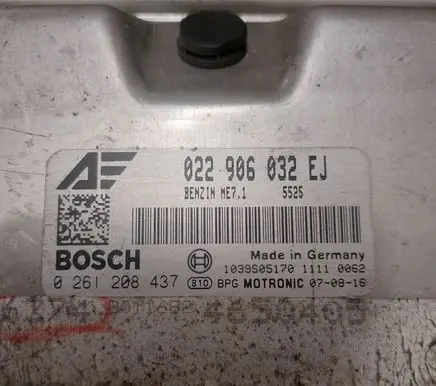 Volkswagen Sharan Engine control unit/module 0261208437 022906032EJ 1039S05170