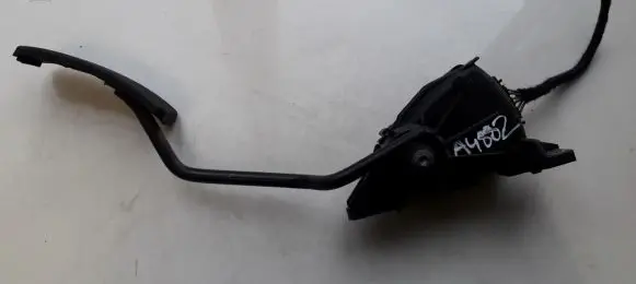 Volvo S40, V40 Accelerator throttle pedal 30865642 M865642