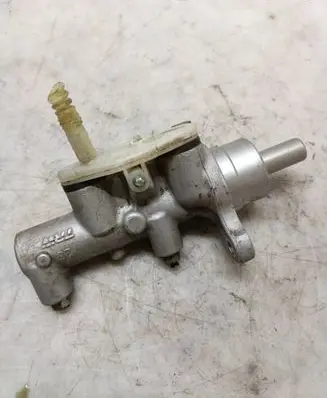 Opel Meriva A Master brake cylinder 2869 B303317