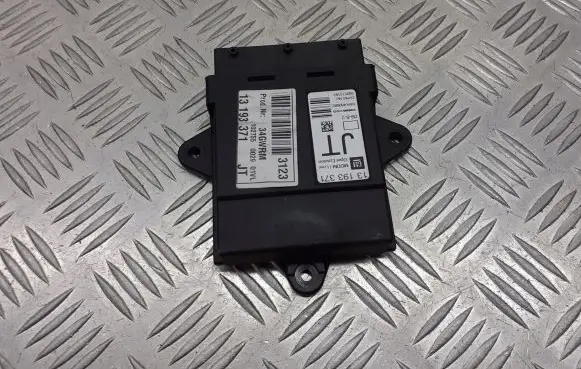 Opel Vectra C Door control unit/module 13193371JT