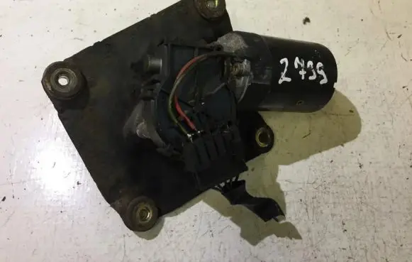 Mitsubishi Carisma Wiper motor 058000302