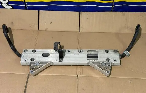 Chrysler Pacifica Steering rack mounting bracket 68223606AC