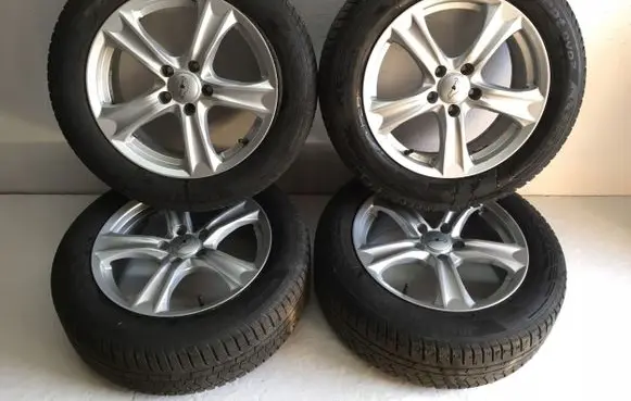 KIA Sportage R17 alloy rim 