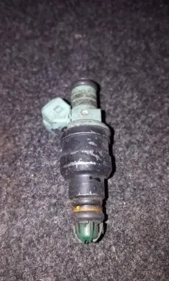 BMW 5 E39 Fuel injector 0280150415