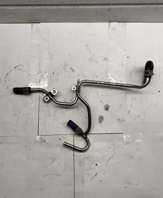 Volkswagen PASSAT B7 Fuel return line/hose 03L201360AD