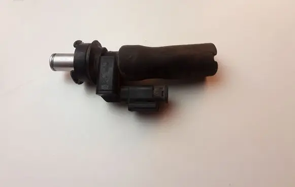 Peugeot Partner Breather/breather pipe/hose X636168