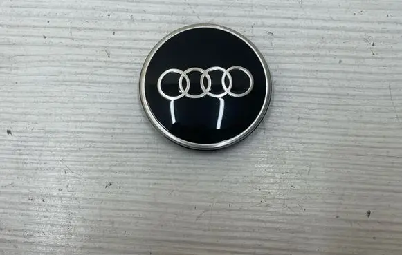 Audi Q2 - Original wheel cap 81A601170