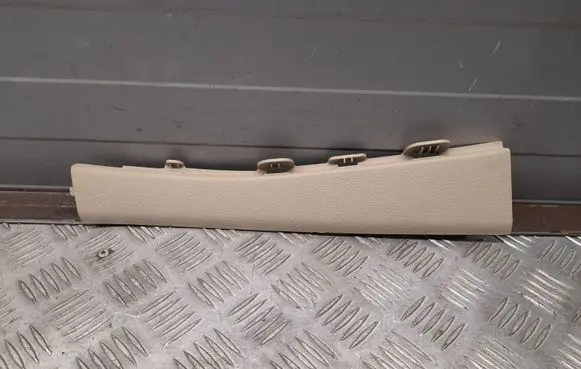 Audi Q7 4M (A) pillar trim 4M0868203