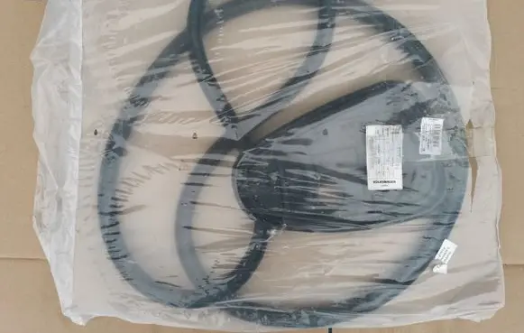 Skoda Kamiq Front door rubber seal 658867366C