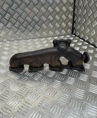 Mercedes-Benz CLA C117 X117 W117 Exhaust manifold A6511400709