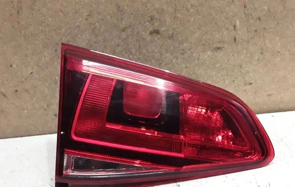 Volkswagen Golf VII Tailgate rear/tail lights 5G0945094AE