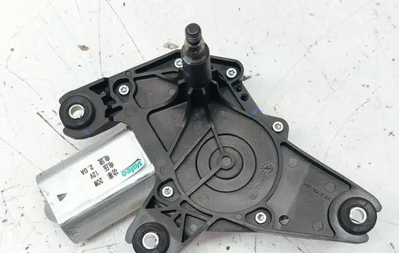 Buick Encore I Rear window wiper motor 96955193