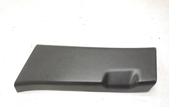 Land Rover Range Rover Sport L494 (B) pillar trim (bottom) Dpla243a53a