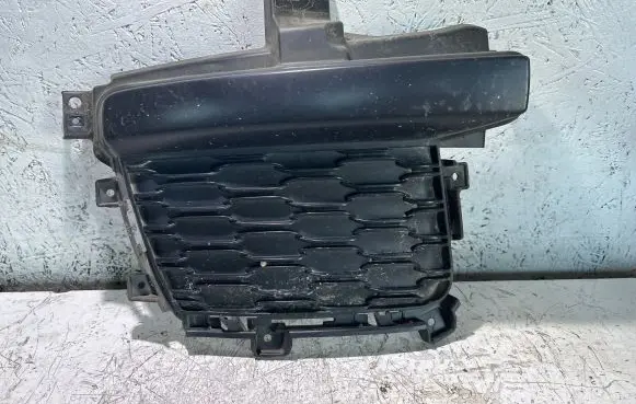 Jeep Grand Cherokee WL Front bumper corner part panel trim 68408098AC