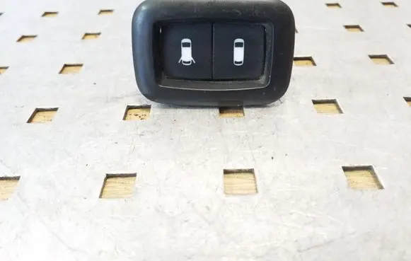 Chrysler Grand Voyager V Electric sliding door switch 
