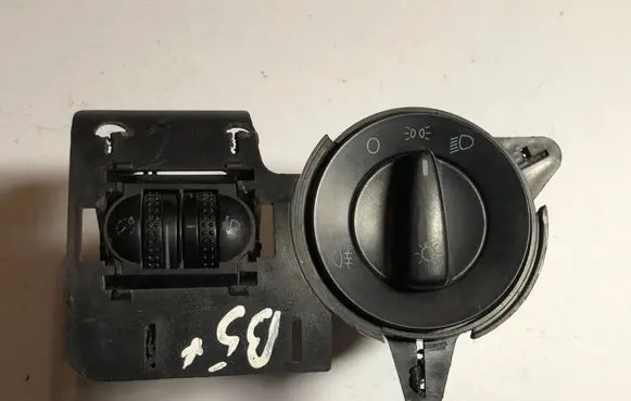 Volkswagen PASSAT B5.5 Light switch 1C0941531 3B0941333C