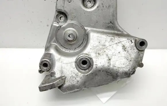 Opel Zafira C Engine mounting bracket 55568812 428702815