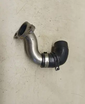 Nissan Qashqai+2 Exhaust gas pipe