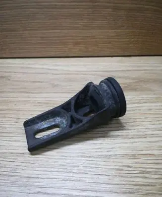 Opel Meriva A Radiator mount bracket 13231453