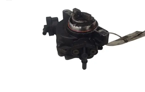 Ford C-MAX II Vacuum pump 9684786780
