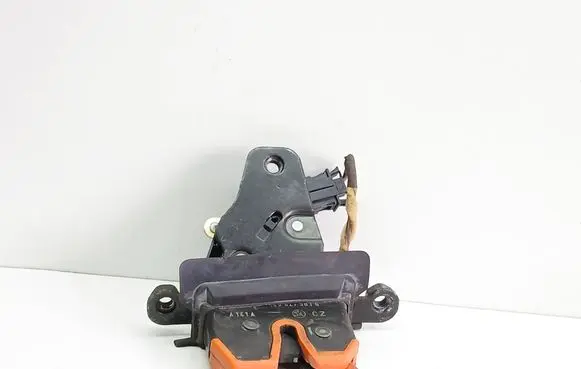 Skoda Octavia Mk1 (1U) Tailgate/trunk/boot lock/catch/latch 1U6827501G