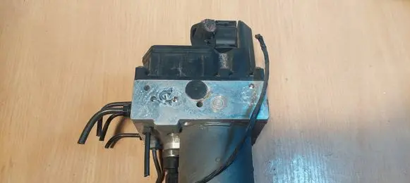 BMW 5 E39 ABS Pump 0265950002 0265225005 6755739